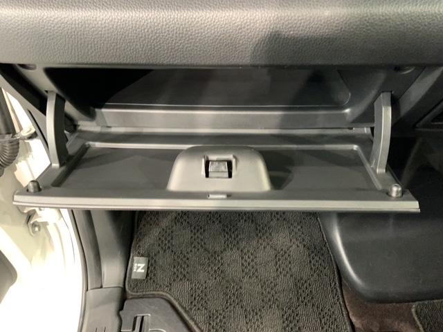 Ｎ－ＢＯＸカスタム Ｇ・ＥＸターボホンダセンシング　２ト－ン　最長５年保証　ナビ　ＴＶ　Ｒカメラ　ＣＭＢＳ　ターボ車　シートヒータ　カーテンエアバック　ＵＳＢ　アクティブクルーズコントロール　キーフリー　ＶＳＡ　フルタイム４ＷＤ　スマ－トキ－　エアコン（26枚目）