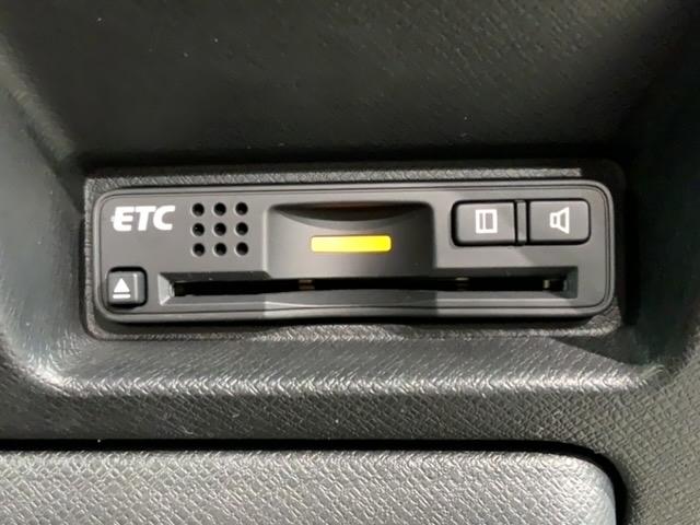 ステップワゴンスパーダ Ｚクールスピリット　禁煙　ワンオ－ナ－　大型ナビ　音楽録音　フルセグＴＶ　ＤＶＤ再生　両側電動スライドドア　ＨＩＤヘッドライト　ドアバイザ－　フロアマット　整備記録簿（12枚目）