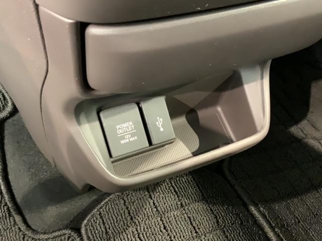 フリード+ G 車いす仕様車 HondaSENSING 最長5年保証 禁煙 ワンオ-ナ- 9型ナビ バックカメラ Bluetooth 音楽録音 フルセグTV 両側電動スライドドア ETC シ-トヒ-タ- USB(26枚目)