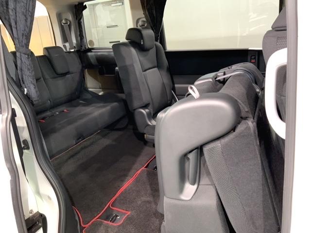 ステップワゴンスパーダ Z 禁煙 大型ナビ 後席モニタ- バックカメラ Bluetooth 音楽録音 フルセグTV/ DVD再生 両側電動スライドドア ETC HIDヘッドライト ドアバイザ- フロアマット 整備記録簿(32枚目)