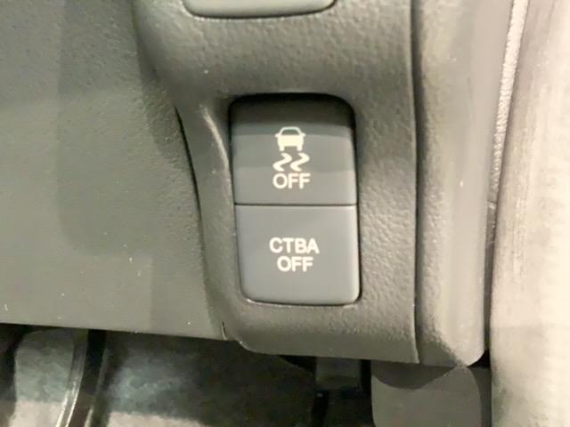 N-BOXカスタム G・Lパッケージ 禁煙 ワンオ-ナ- ナビ バックカメラ Bluetooth 音楽録音 フルセグTV DVD再生 衝突軽減ブレ-キ 両側電動スライドドア ETC サイドカ-テンSRS ドアバイザ- フロアマット 記録簿(14枚目)