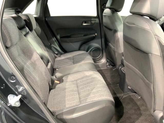 フィット e:HEVホーム HSENSING 新車保証 試乗車 ワンオ-ナ- ナビVXU-245FTi TV Rカメラ CD録音 BTオ-ディオ DVD ETC LEDライト VSA クルコン スマ-トキ- スペアキ- AAC(18枚目)