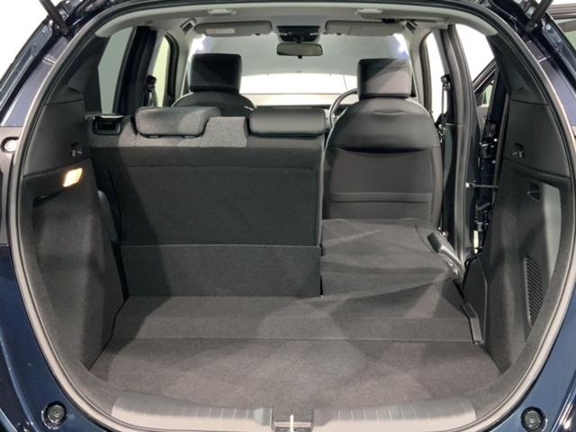 フィット e:HEVホーム HSENSING 新車保証 試乗車 ワンオ-ナ- ナビVXU-245FTi TV Rカメラ CD録音 BTオ-ディオ DVD ETC LEDライト VSA クルコン スマ-トキ- スペアキ- AAC(40枚目)