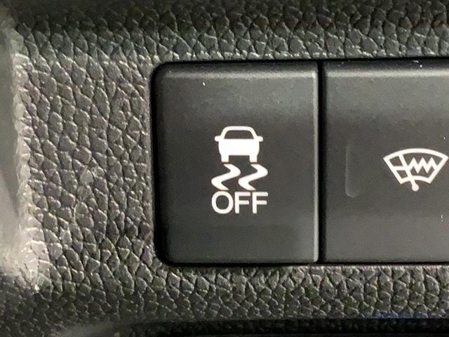 フリード+ハイブリッド ハイブリッドGブラックスタイル HSENSING 最長5年保証 ワンオ-ナ- ナビVXM-237VFNi TV Rカメラ CD録音 BTオ-ディオ DVD ドラレコ ETC LEDライト 両側電動ドア VSA シ-トヒ-タ-AAC(15枚目)