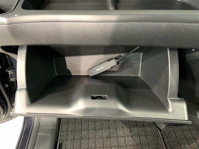 フリード+ハイブリッド ハイブリッドGブラックスタイル HSENSING 最長5年保証 ワンオ-ナ- ナビVXM-237VFNi TV Rカメラ CD録音 BTオ-ディオ DVD ドラレコ ETC LEDライト 両側電動ドア VSA シ-トヒ-タ-AAC(30枚目)