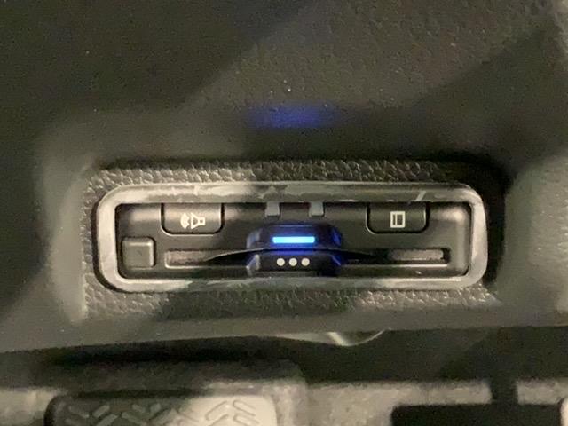 ヴェゼル G H SENSING 新車保証 試乗車 ワンオ-ナ- ナビVXU-245VZi TV Rカメラ CD録音 BTオ-ディオ DVD ETC LEDライト VSA アルミ スマ-トキ- スペアキー AAC(12枚目)