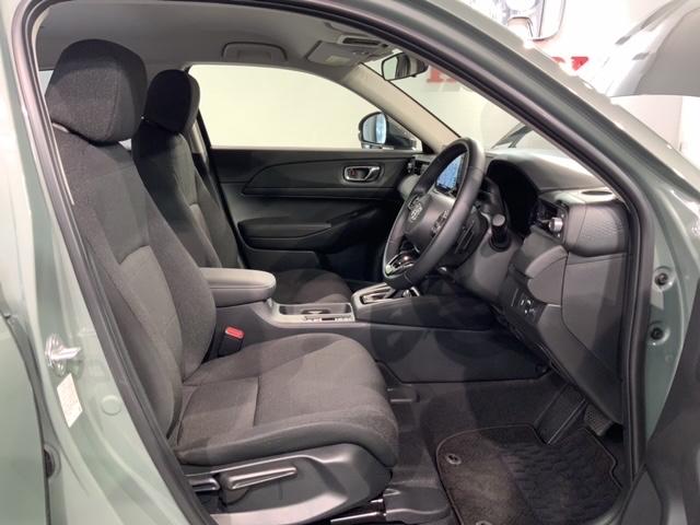 ヴェゼル G H SENSING 新車保証 試乗車 ワンオ-ナ- ナビVXU-245VZi TV Rカメラ CD録音 BTオ-ディオ DVD ETC LEDライト VSA アルミ スマ-トキ- スペアキー AAC(17枚目)