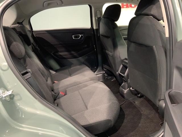 ヴェゼル G H SENSING 新車保証 試乗車 ワンオ-ナ- ナビVXU-245VZi TV Rカメラ CD録音 BTオ-ディオ DVD ETC LEDライト VSA アルミ スマ-トキ- スペアキー AAC(18枚目)