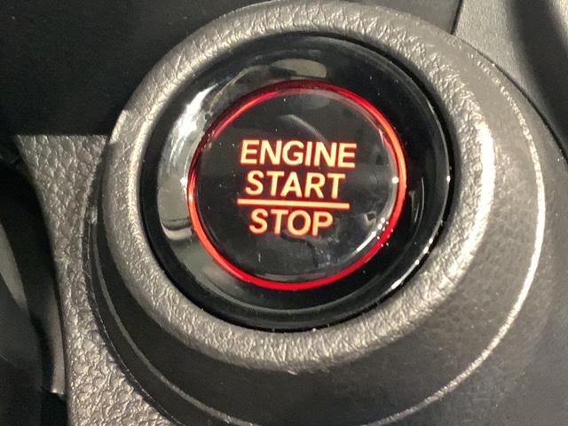 ワンプッシュでエンジンのスタート、ストップが出来て便利です。