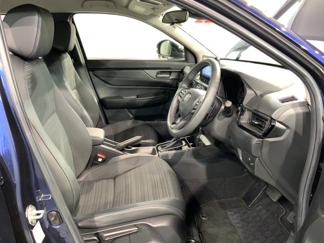 ＷＲ－Ｖ Ｚ＋ブラックスタイル　ＳＥＮＳＩＮＧ　最長５年保証　禁煙試乗車　８ｉｎナビ　ＴＶ　Ｒカメラ　Ｂｌｕｅｔｏｏｔｈ　ＥＴＣ　ＬＥＤライト　ＶＳＡ　クルコン　アルミ　フォグ　スマートキー　盗難防止装置　パーキングセンサー（17枚目）