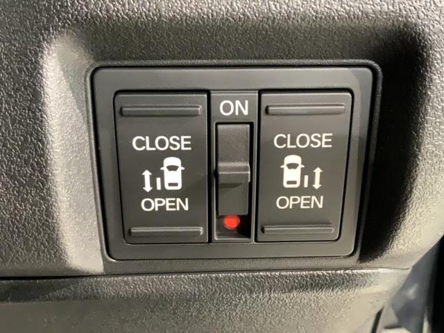 N-BOXカスタム ターボ SENSING 最長5年保証 禁煙試乗車 9inナビ TV Rカメラ CarPlay AndroidAuto Bluetooth CDDVD シートヒーター ETC 両側電動ドア パーキングセンサー(14枚目)