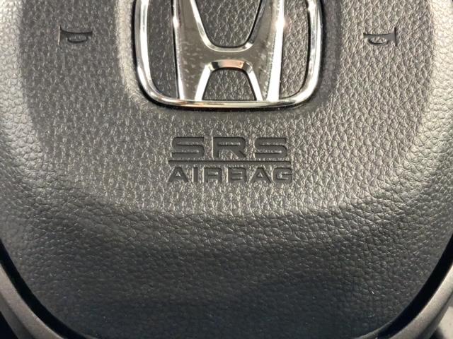 フリード クロスター　ＳＥＮＳＩＮＧ　最長５年　禁煙試乗車　９ｉｎナビ　ＴＶ　Ｒカメラ　Ｂｌｕｅｔｏｏｔｈ　ＣａｒＰｌａｙ　ＡｎｄｒｏｉｄＡｕｔｏ　ＥＴＣ　ＬＥＤライト　両側電動ドア　シートヒーター　フォグ　ＢＳＩ（22枚目）