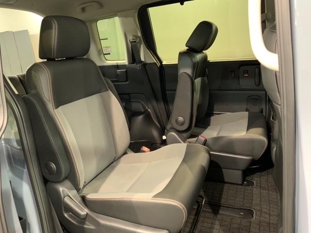 フリード クロスター　ＳＥＮＳＩＮＧ　最長５年　禁煙試乗車　９ｉｎナビ　ＴＶ　Ｒカメラ　Ｂｌｕｅｔｏｏｔｈ　ＣａｒＰｌａｙ　ＡｎｄｒｏｉｄＡｕｔｏ　ＥＴＣ　ＬＥＤライト　両側電動ドア　シートヒーター　フォグ　ＢＳＩ（36枚目）