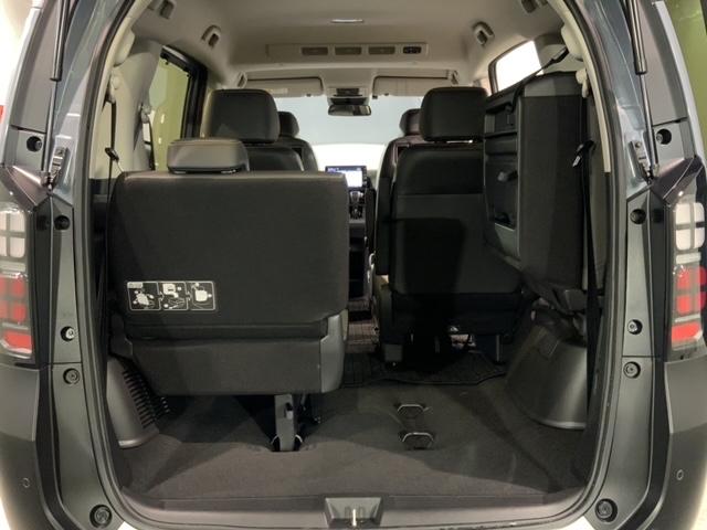 フリード クロスター　ＳＥＮＳＩＮＧ　最長５年　禁煙試乗車　９ｉｎナビ　ＴＶ　Ｒカメラ　Ｂｌｕｅｔｏｏｔｈ　ＣａｒＰｌａｙ　ＡｎｄｒｏｉｄＡｕｔｏ　ＥＴＣ　ＬＥＤライト　両側電動ドア　シートヒーター　フォグ　ＢＳＩ（38枚目）