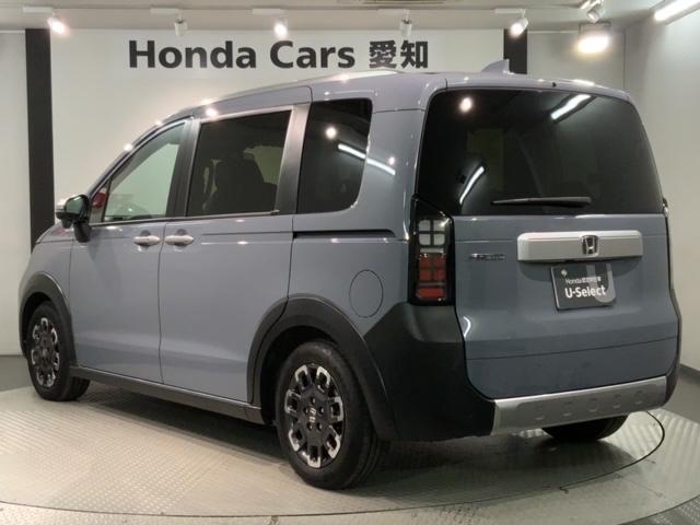 フリード クロスター　ＳＥＮＳＩＮＧ　最長５年　禁煙試乗車　９ｉｎナビ　ＴＶ　Ｒカメラ　Ｂｌｕｅｔｏｏｔｈ　ＣａｒＰｌａｙ　ＡｎｄｒｏｉｄＡｕｔｏ　ＥＴＣ　ＬＥＤライト　両側電動ドア　シートヒーター　フォグ　ＢＳＩ（48枚目）