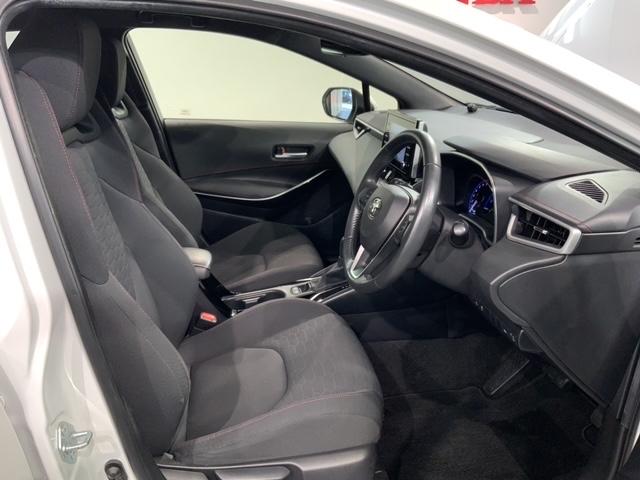 カローラスポーツ ハイブリッドＧＺ　最長５年保証　純正ナビ　ＴＶ　Ｒカメラ　ＢＴオ－ディオ　ドラレコ　衝突軽減Ｂ　ＥＴＣ　ＬＥＤライト　横滑り防止　シ－トヒ－タ－　クルコン　アルミ　スマ－トキ－　スペアキ－　盗難防止装置　Ｗエアバッグ（18枚目）