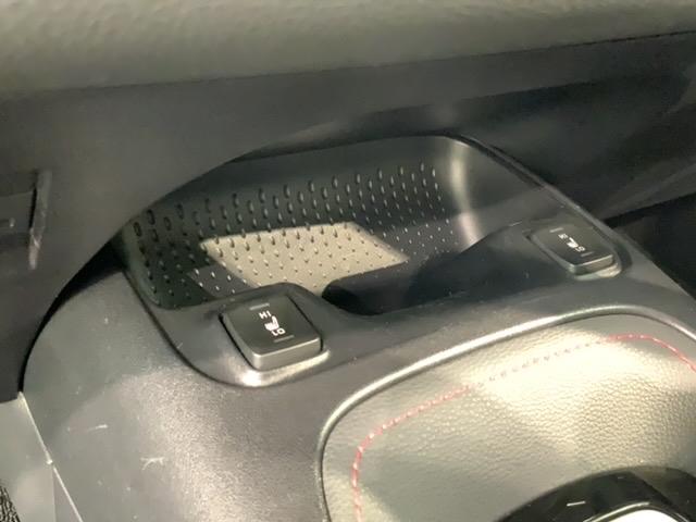 カローラスポーツ ハイブリッドＧＺ　最長５年保証　純正ナビ　ＴＶ　Ｒカメラ　ＢＴオ－ディオ　ドラレコ　衝突軽減Ｂ　ＥＴＣ　ＬＥＤライト　横滑り防止　シ－トヒ－タ－　クルコン　アルミ　スマ－トキ－　スペアキ－　盗難防止装置　Ｗエアバッグ（26枚目）