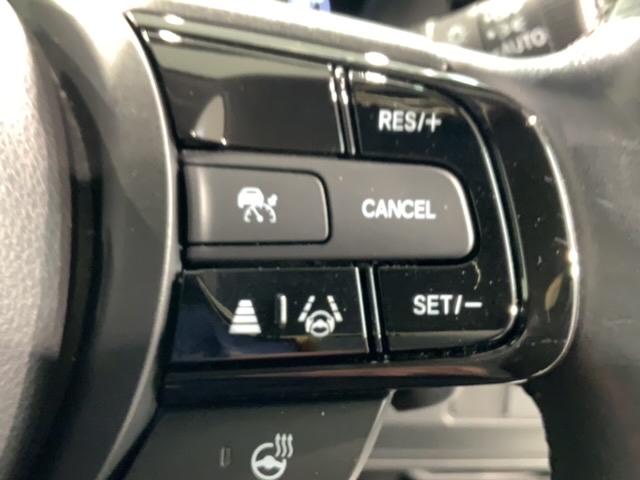 ヴェゼル ｅ：ＨＥＶＺ　ＳＥＮＳＩＮＧ　最長５年保証　禁煙　１オ－ナ－　純正９ｉｎナビ　ＴＶ　ＲカメラＣａｒＰｌａｙ　マルチビュ－　Ｂｌｕｅｔｏｏｔｈ　ドラレコ前後　ＥＴＣ２．０　シ－トヒ－タ－　パーキングセンサー　ＢＳＩ（11枚目）