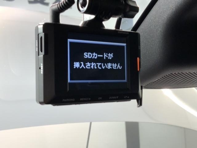 ヴェゼル ｅ：ＨＥＶＺ　ＳＥＮＳＩＮＧ　最長５年保証　禁煙　１オ－ナ－　純正９ｉｎナビ　ＴＶ　ＲカメラＣａｒＰｌａｙ　マルチビュ－　Ｂｌｕｅｔｏｏｔｈ　ドラレコ前後　ＥＴＣ２．０　シ－トヒ－タ－　パーキングセンサー　ＢＳＩ（12枚目）