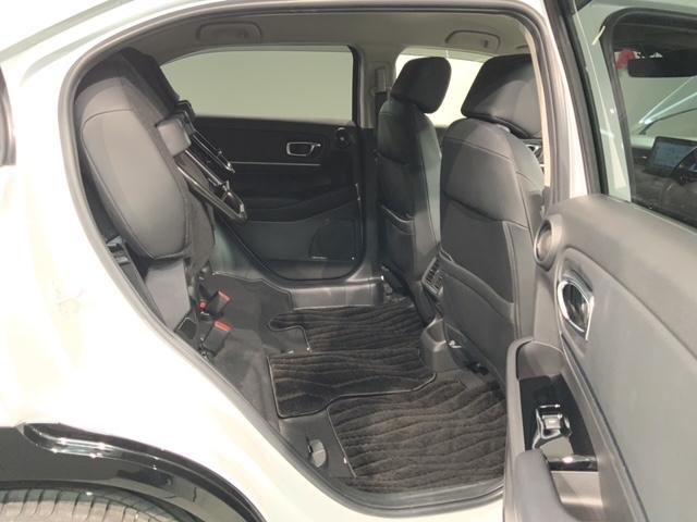 ヴェゼル ｅ：ＨＥＶＺ　ＳＥＮＳＩＮＧ　最長５年保証　禁煙　１オ－ナ－　純正９ｉｎナビ　ＴＶ　ＲカメラＣａｒＰｌａｙ　マルチビュ－　Ｂｌｕｅｔｏｏｔｈ　ドラレコ前後　ＥＴＣ２．０　シ－トヒ－タ－　パーキングセンサー　ＢＳＩ（34枚目）