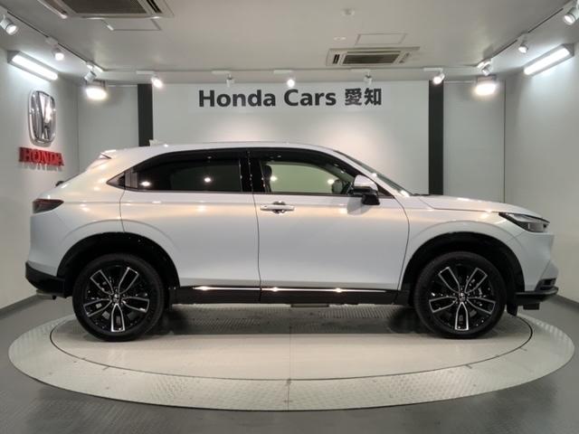 ヴェゼル ｅ：ＨＥＶＺ　ＳＥＮＳＩＮＧ　最長５年保証　禁煙　１オ－ナ－　純正９ｉｎナビ　ＴＶ　ＲカメラＣａｒＰｌａｙ　マルチビュ－　Ｂｌｕｅｔｏｏｔｈ　ドラレコ前後　ＥＴＣ２．０　シ－トヒ－タ－　パーキングセンサー　ＢＳＩ（51枚目）