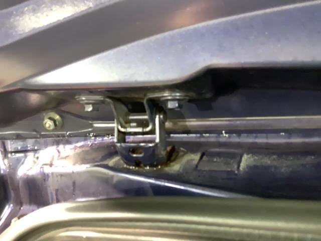 Ｎ－ＯＮＥ プレミアム・Ｌパッケージ　２ト－ン　１年保証　ナビＶＸＭ－１２８ＶＳ　ＴＶ　Ｒカメラ　ＤＶＤ　ＥＴＣ　ＨＩＤ　ＶＳＡ　アルミ　フォグ　ベンチシート　スマートキー　盗難防止装置　整備記録簿　ＡＡＣ　Ｗエアバッグ　両席エアバック（43枚目）