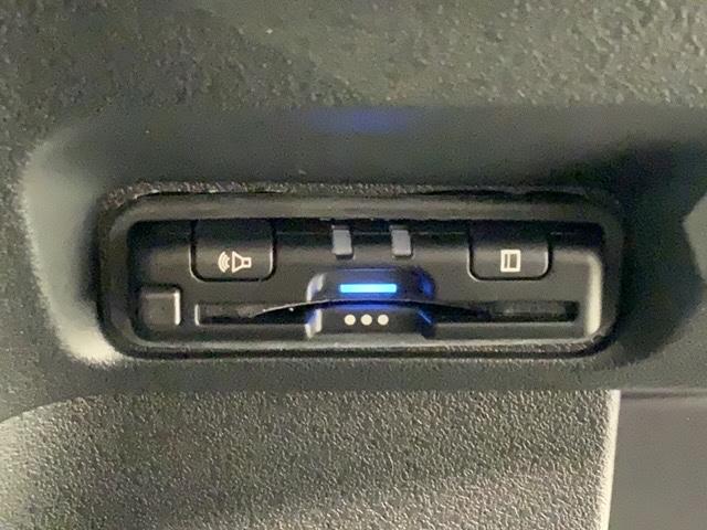 N-BOXカスタム ターボ SENSING 最長5年保証 禁煙試乗車 9inナビ TV Rカメラ マルチビュ- AppleCarPlay AndroidAuto BTオ-ディオ DVDCD シ-トヒ-タ- ETC 両側電動ドア(13枚目)