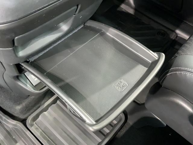 フリード Ｇ・ホンダセンシング　最長５年保証　ワンオーナー　ナビＶＸＭ－２１７ＶＦＮｉ　ＴＶ　Ｒカメラ　ＣＤ録音　ＢＴオ－ディオＤＶＤ　ＥＴＣ　ＬＥＤライト　両側電動ドア　ＶＳＡ　シ－トヒ－タ－　クルコン　アルミ　スマ－トキ－ＡＡＣ（28枚目）