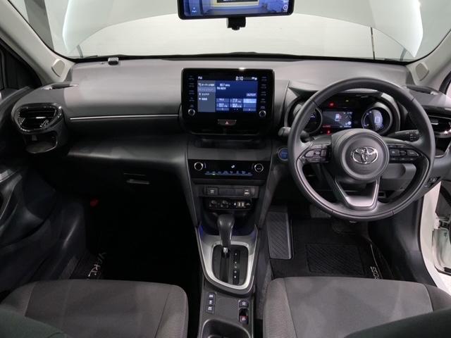 ヤリスクロス ハイブリッドＧ　最長５年保証　ワンオ－ナ－　Ｒカメラ　マルチビュー　ＢＴオ－ディオ　ドラレコ　衝突軽減Ｂ　ＥＴＣ　ＬＥＤライト　横滑り防止　クルコン　アルミ　スマ－トキ－　スペアキー　ドアバイザ－ＡＡＣ　Ｗエアバッグ（6枚目）