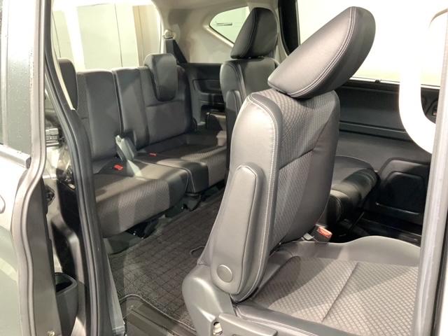 フリードハイブリッド ハイブリッド・Ｇホンダセンシング　最長５年保証　ナビＶＸＭ－２１４ＶＦｉ　ＴＶ　Ｒカメラ　ＣＤ録音　ＢＴオ－ディオ　ＤＶＤ　ＥＴＣ　ＬＥＤライト　両側電動ドア　ＶＳＡ　シ－トヒ－タ－　クルコン　アルミ　スマ－トキ－　盗難防止装置（33枚目）