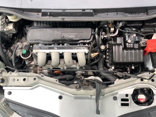 フィット １３Ｇ・スマートセレクションファインスタイル　１年保証　ワンオ－ナ－　ナビＶＸＭ－１２８Ｃ　Ｒカメラ　ＥＴＣ　ＨＩＤ　アルミ　スマ－トキ－　スペアキー　盗難防止装置　整備記録簿　ドアバイザ－　ＡＡＣ　Ｗエアバッグ　インテリキー　キーレス　ＡＢＳ（44枚目）