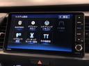 ｅ：ＨＥＶベーシック　ＨｏｎｄａＳＥＮＳＩＮＧ新車保証試乗禁煙車　追突軽減ブレーキ　ワンオーナー車　フルセグＴＶ　カーテンエアバック　Ｒカメ　ＬＥＤ　パワーウインドウ　スマキー　横滑り防止　オートエアコン　ＥＴＣ車載器（41枚目）