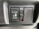 ベースグレード　ＨｏｎｄａＳＥＮＳＩＮＧ新車保証試乗禁煙車　追突軽減ブレーキ　Ｂカメ　スマキー　ＬＥＤライト　オートエアコン　前席シートヒーター　クルーズコントロール　ＥＴＣ　ＥＳＣ　サイドカーテンエアバック　地デジ（13枚目）