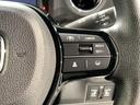 ベースグレード　ＨｏｎｄａＳＥＮＳＩＮＧ新車保証試乗禁煙車　追突軽減ブレーキ　Ｂカメ　スマキー　ＬＥＤライト　オートエアコン　前席シートヒーター　クルーズコントロール　ＥＴＣ　ＥＳＣ　サイドカーテンエアバック　地デジ（10枚目）