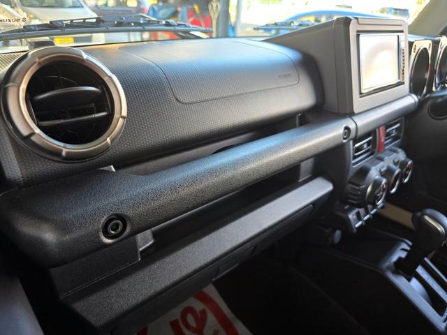 ジムニー ＸＣ　４ＷＤターボ　純正メモリーナビＴＶ　バックカメラ　スマートキー　ＬＥＤヘッドランプ　ビルトインＥＴＣ　前後２カメラ式ドライブレコーダー　アイドリングストップ　衝突軽減ブレーキ　１６インチアルミホイール（20枚目）