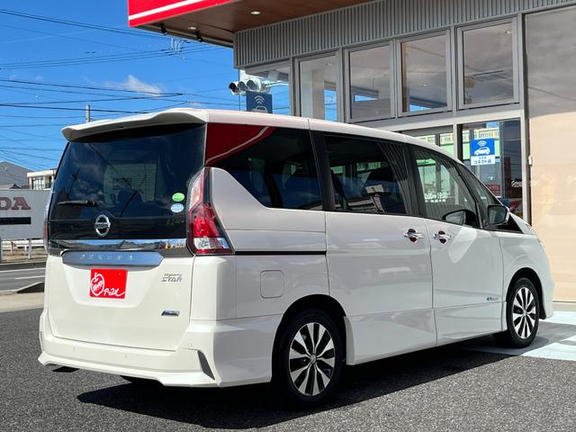 セレナ ハイウェイスター 両側電動スライドドア(ハンズフリー機能付き) ナビ フルセグTV 全方位カメラ オートクルーズ LEDヘッド 衝突被害軽減装置 車線逸脱警報 パーキングアシスト プッシュスタート スマートキー合計2個(9枚目)