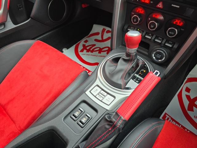 86 GTリミテッド 純正ナビ フルセグTV バックカメラ スマートキー ディスチャージヘッドランプ 前後2カメラドライブレコーダー 赤黒ハーフレザーシート シートヒーター ETC車載器 オートライト オートエアコン(25枚目)