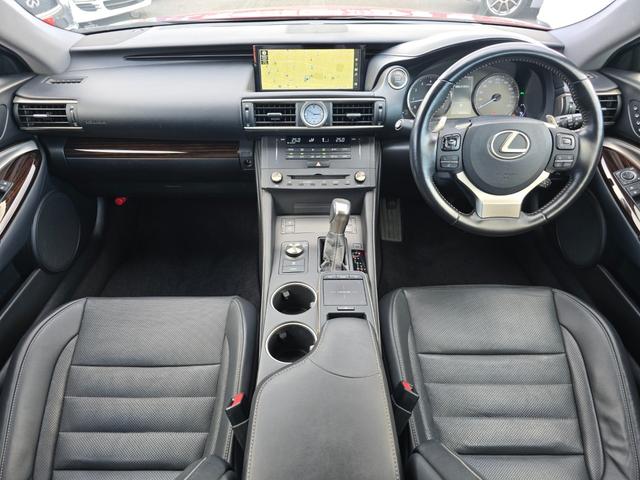 少しでも画像で確認出来るように、外装・内装の状態やオプションなどの装備品の複数の画像をご用意しています。順にご覧になってください＾＾！