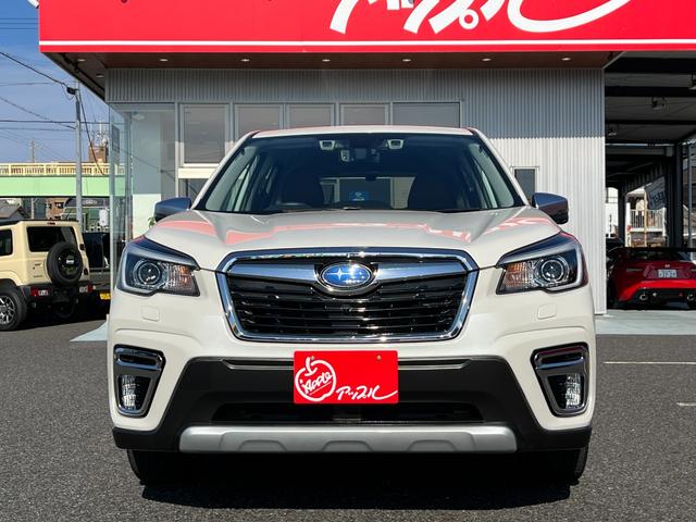 フォレスター アドバンス　フリップダウンモニター　ブラウンレザー　８インチダイアトーンナビ　フルセグＴＶ　バックカメラ　デジタルインナーミラー　レーダークルーズ　ドラレコ前後　前席パワーシート　電動リアゲート　ＥＴＣ２．０（4枚目）