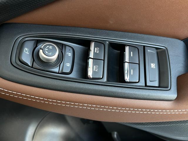 フォレスター アドバンス　フリップダウンモニター　ブラウンレザー　８インチダイアトーンナビ　フルセグＴＶ　バックカメラ　デジタルインナーミラー　レーダークルーズ　ドラレコ前後　前席パワーシート　電動リアゲート　ＥＴＣ２．０（15枚目）