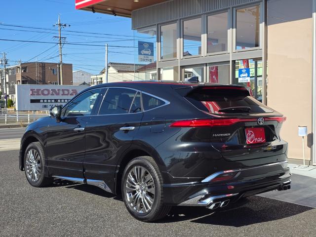 ハリアー Z モデリスタエアロ 全方位カメラ フルセグTV パワーシート 衝突被害軽減システム ナビ LEDヘッドランプ 電動リアゲート 19インチアルミホイール スマートキー ETC2.0 オートハイビーム(10枚目)