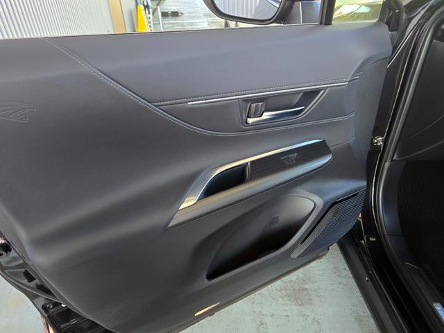 ハリアー Z モデリスタエアロ 全方位カメラ フルセグTV パワーシート 衝突被害軽減システム ナビ LEDヘッドランプ 電動リアゲート 19インチアルミホイール スマートキー ETC2.0 オートハイビーム(31枚目)