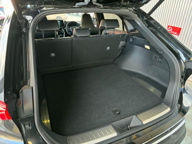 ハリアー Z モデリスタエアロ 全方位カメラ フルセグTV パワーシート 衝突被害軽減システム ナビ LEDヘッドランプ 電動リアゲート 19インチアルミホイール スマートキー ETC2.0 オートハイビーム(37枚目)