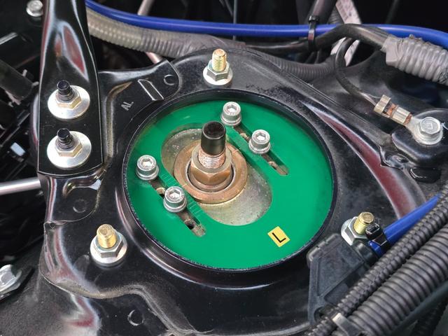 ８６ ＧＴリミテッド　エイムゲインエアロ　テイン車高調　フジツボマフラー　インディケーターメーターパネル　１９インチアルミアルジェノンフェニーチェＴＴ１　デフィ３連追加メーター　トムスＬＥＤテール　シーケンシャルウィンカー（12枚目）