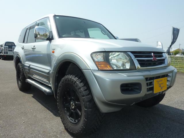パジェロ ロング　エクシード－Ｉ　４ＷＤ　ＪＡＯＳサスペンション　スキッドプレート　リフトアップ　エクストリームＪ１７インチアルミ　ＴＯＹＯオープンカントリーＭ／Ｔ２６５／７０Ｒ１７タイヤ　社外ナビＴＶ　バックカメラ　ＨＩＤ　ＥＴＣ（7枚目）
