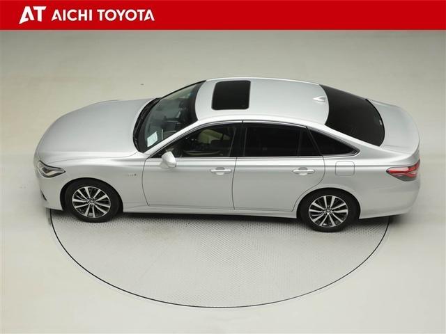 クラウンハイブリッド S Cパッケージ 衝突軽減B 盗難防止システム ワンオーナ エアバッグ クルコン Bカメラ LEDヘッドライト フルセグTV AC100V電源 スマートキー&プッシュスタート パワーシート メモリーナビゲーション(11枚目)