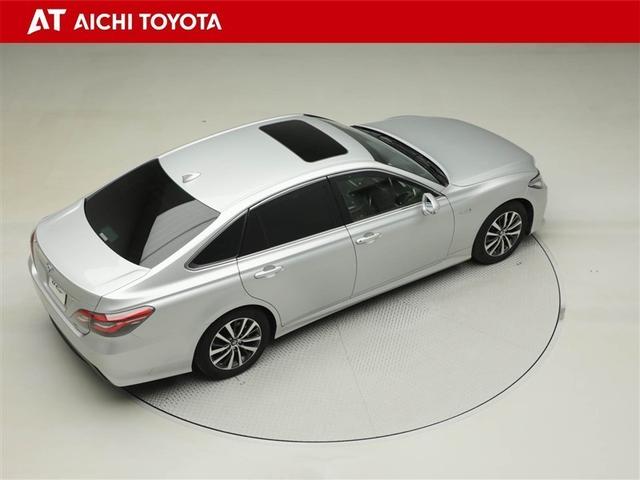 クラウンハイブリッド S Cパッケージ 衝突軽減B 盗難防止システム ワンオーナ エアバッグ クルコン Bカメラ LEDヘッドライト フルセグTV AC100V電源 スマートキー&プッシュスタート パワーシート メモリーナビゲーション(14枚目)