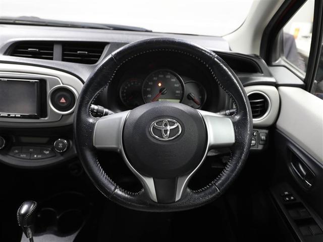 ヴィッツ Ｕ　盗難防止システム　ＤＶＤ　キーレス　ＡＢＳ　ドライブレコーダー　エアコン　Ｂカメラ　スマートキー　パワステ　ナビＴＶ　パワーウィンドウ　ＥＴＣ　メモリーナビ　ミュージックプレイヤー接続可　フルセグＴＶ（24枚目）