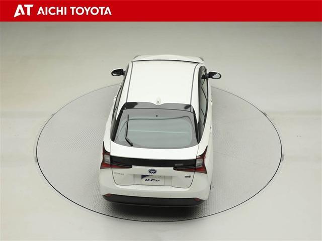 プリウス Ｓツーリングセレクション　エアバック　地デジ　１オーナー車　ＬＥＤヘッド　イモビ　オートクルーズ　横滑り防止　サイドエアバック　ドラレコ付き　ＤＶＤ再生可　ＥＴＣ　スマートキー　メモリ－ナビ　助手席エアバック　ナビＴＶ　ＡＢＳ（13枚目）