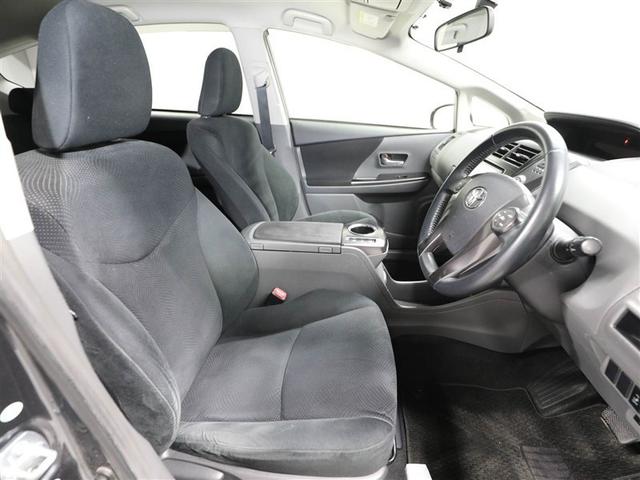 プリウスα Ｓ　チューン　ブラック　ＰＷ　１オーナー車　地デジＴＶ　ＤＶＤ再生機能　メモリナビ　セキュリティー　ＡＵＸ　ＥＴＣ付き　横滑り防止　スマートキープッシュスタート　ＴＶナビ　キーレスエントリー　サイドカーテンエアバック　ＡＢＳ（19枚目）